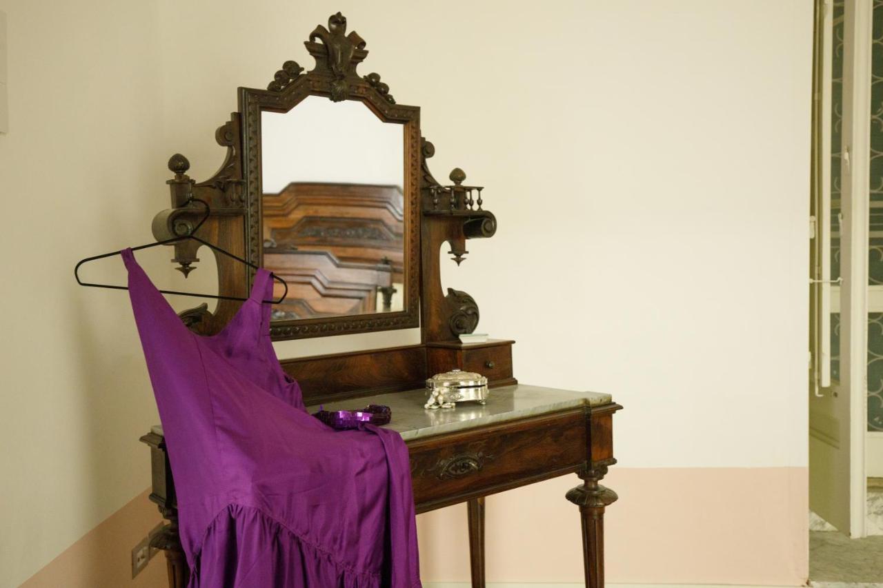 Palazzo Introna Bed & Breakfast Мола ди Бари Екстериор снимка